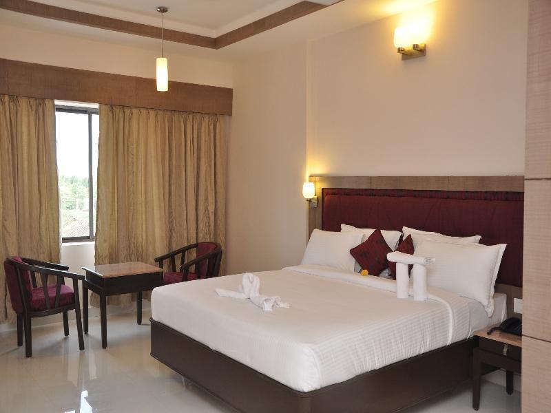 Chandra Royal Inn Velankanni Exterior foto